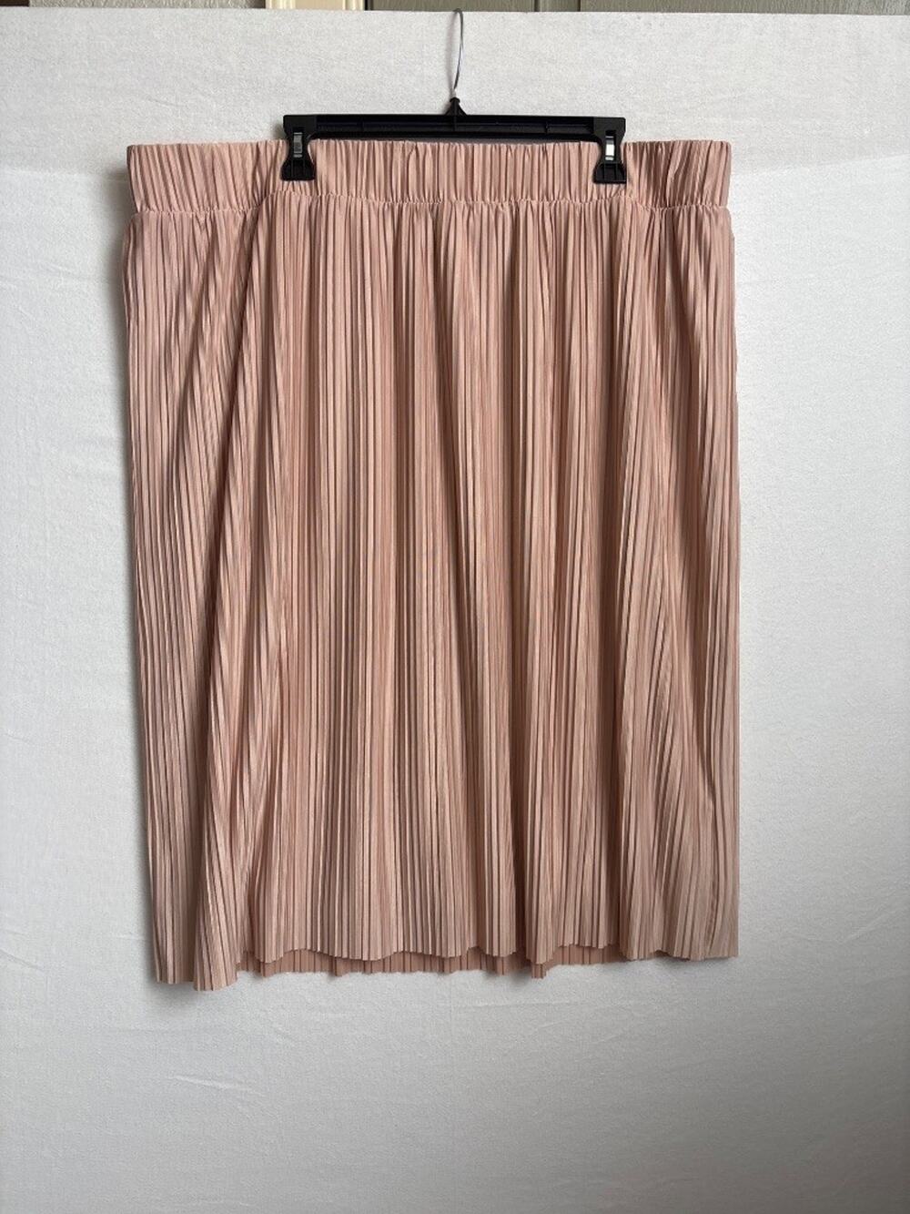 Torrid Pleated Midi Skirt‎ Blush Pink Elastic Waist Plus Size 3